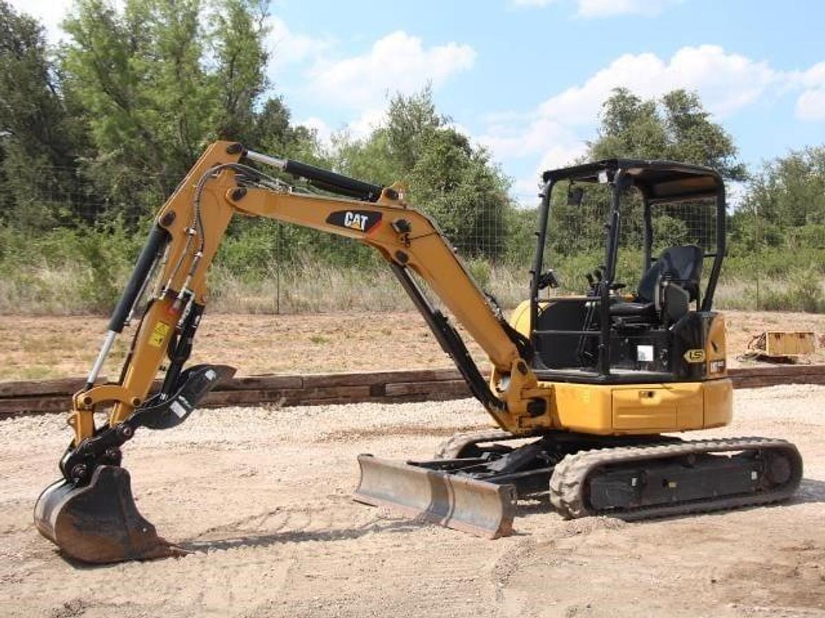 Used 2017 Caterpillar 303.5E2 CR