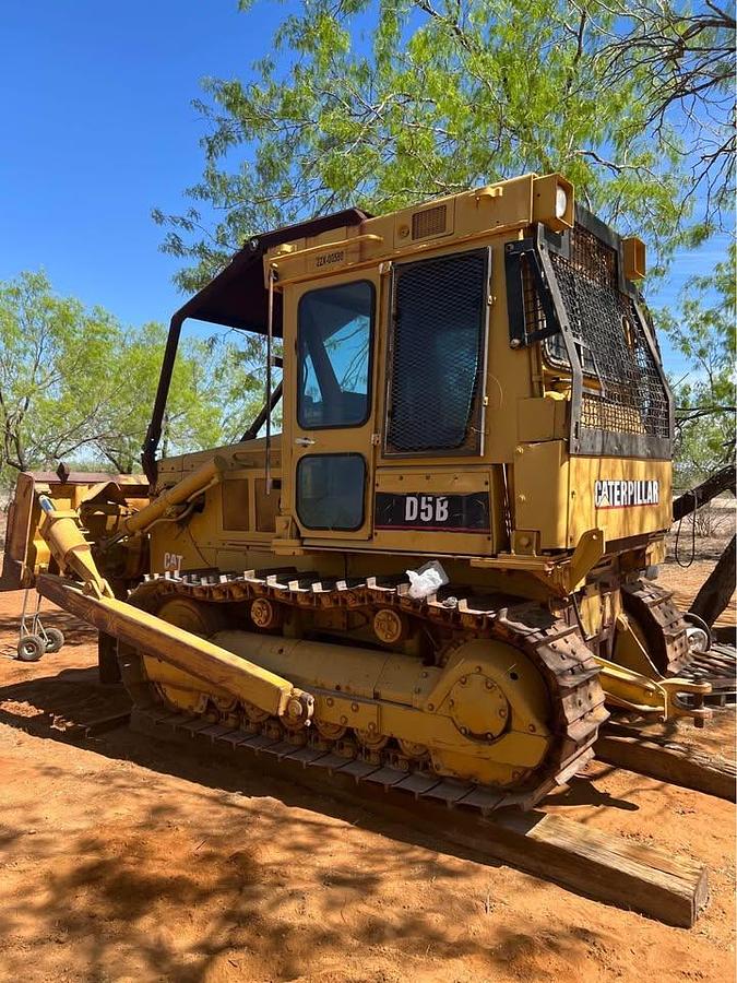 Used CAT D5B Dozer