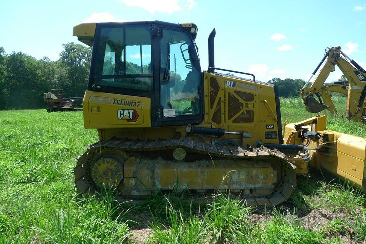 Used 2020 CATERPILAR D1