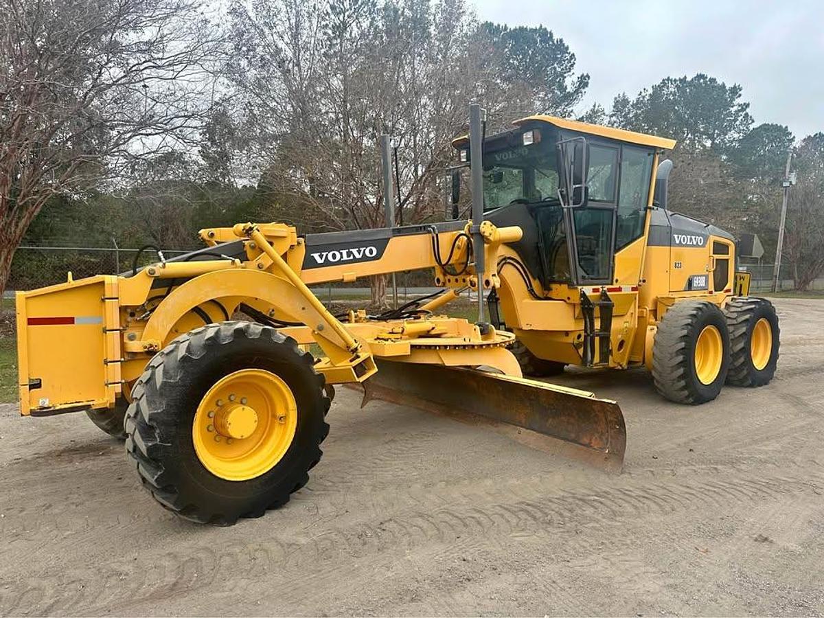 Used 2013 Volvo G930B