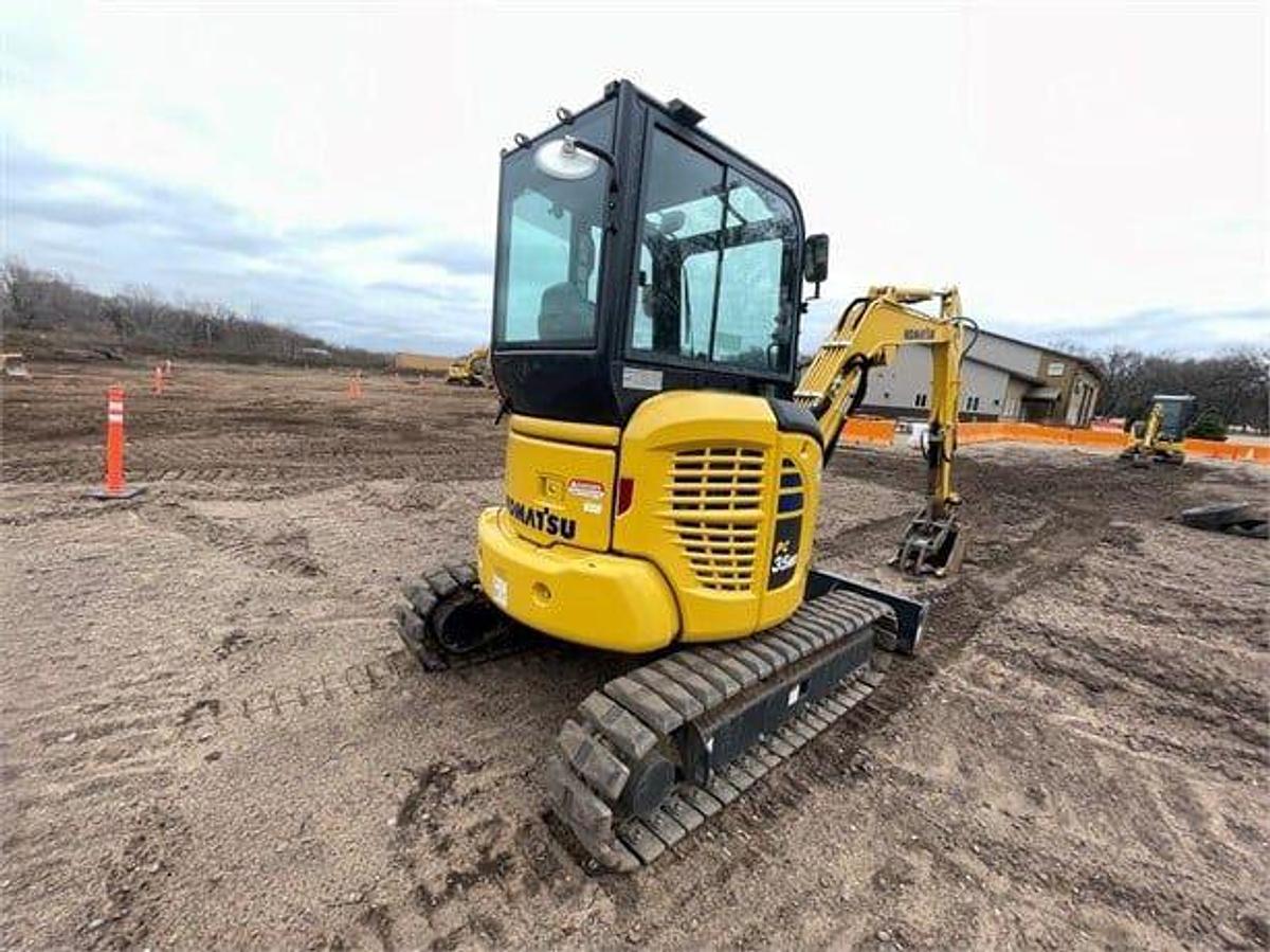 Used 2020 Komatsu PC35MR-5