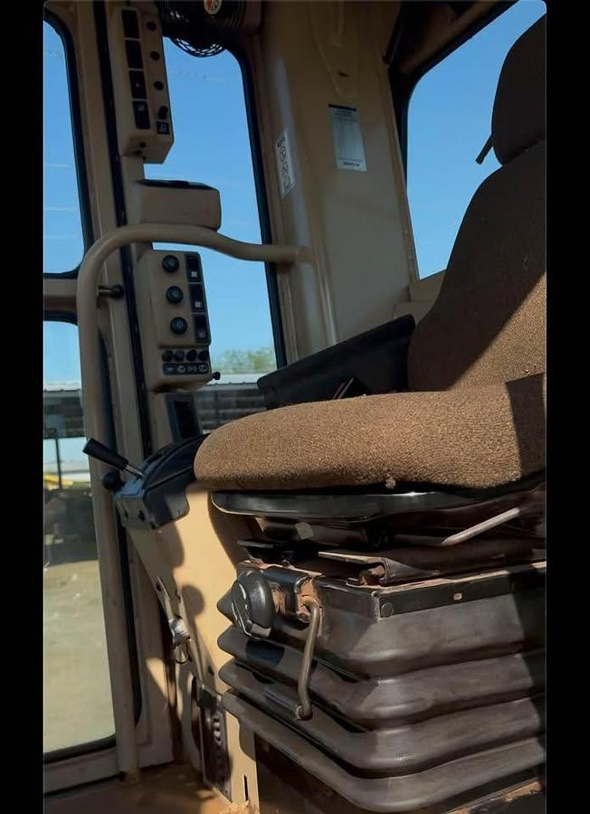 Used 2003 Caterpillar 140 H