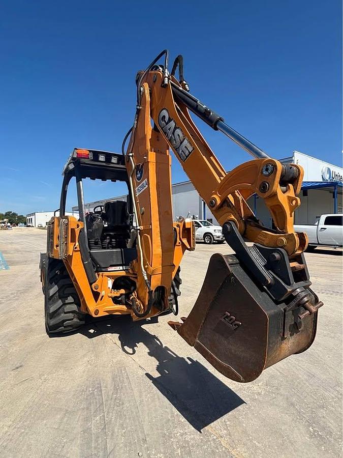 Used 2017 Case 580N