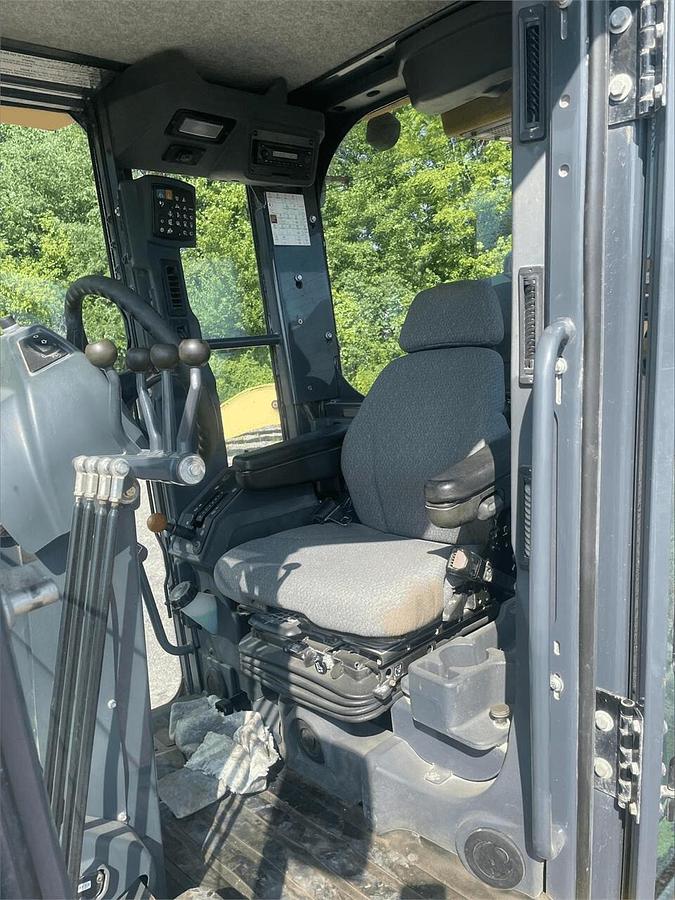 Used 2015 Deere 772G