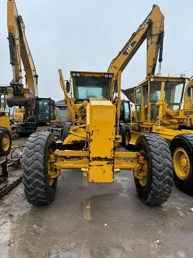 Used 1995 Caterpillar 140H