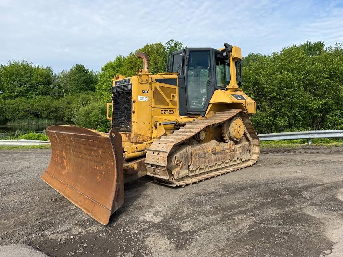 Used 2009 Caterpillar D6N XL