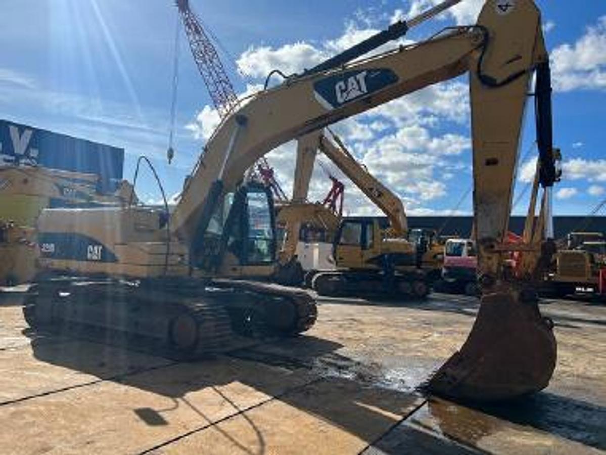 Used 2009 Caterpillar 320DL