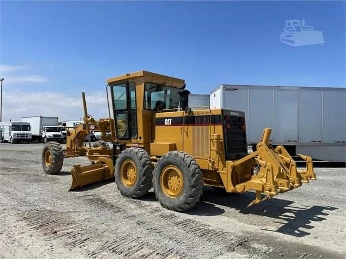 Used 1995 Caterpillar 140H