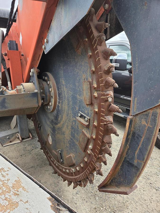 Used 2002 Ditch Witch Rocksaw ONLY 200 HOURS!