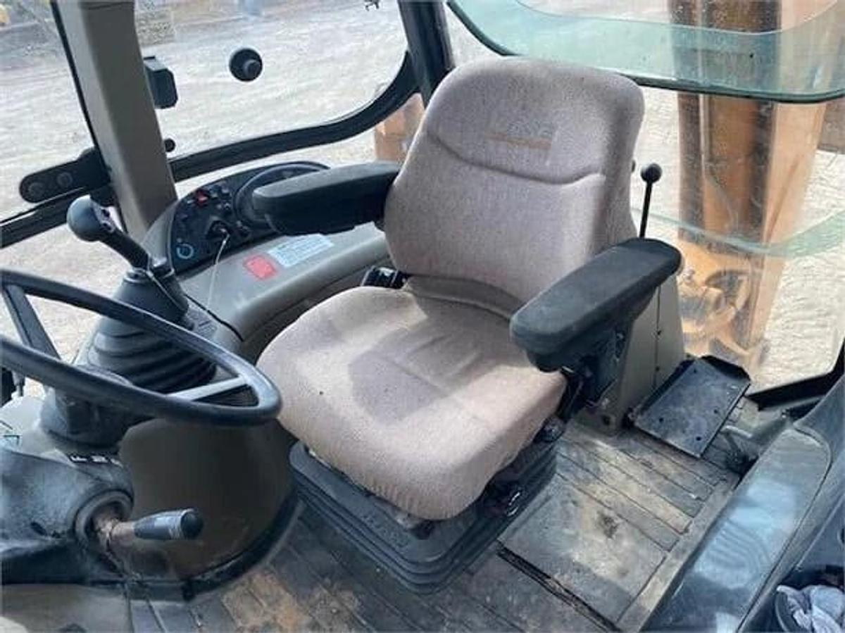 Used 2011 Case 580SN