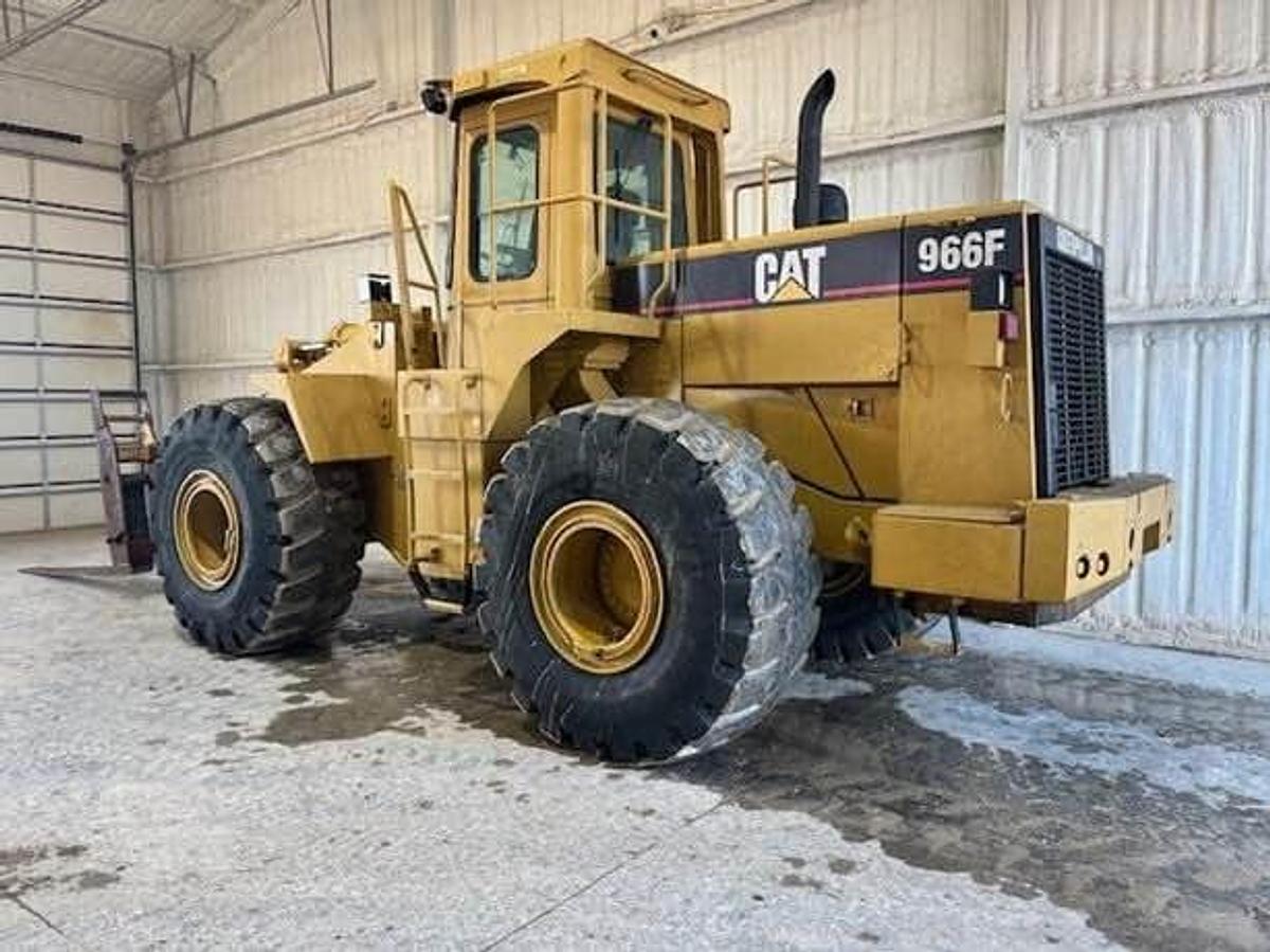 Used 1993 CAT 966F