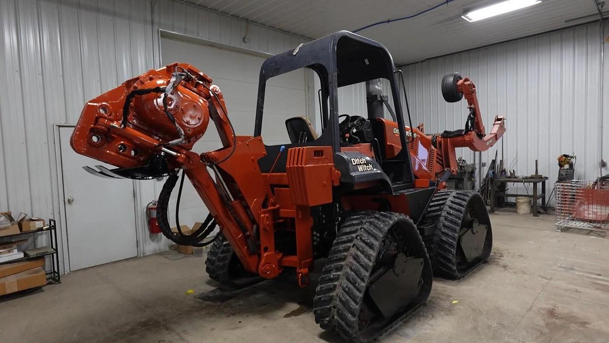 Used 2010 DITCH WITCH RT115 QUAD