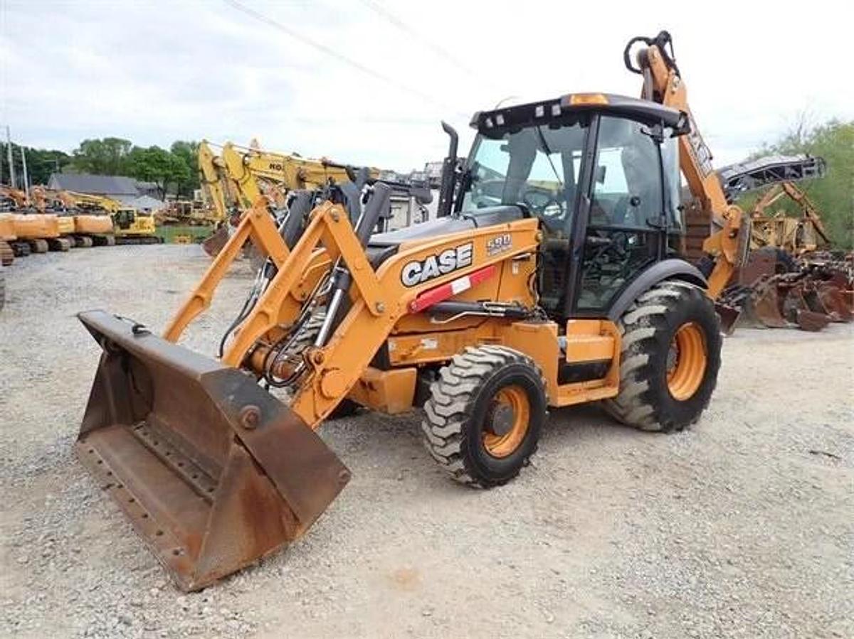 Used 2014 CASE 590SN