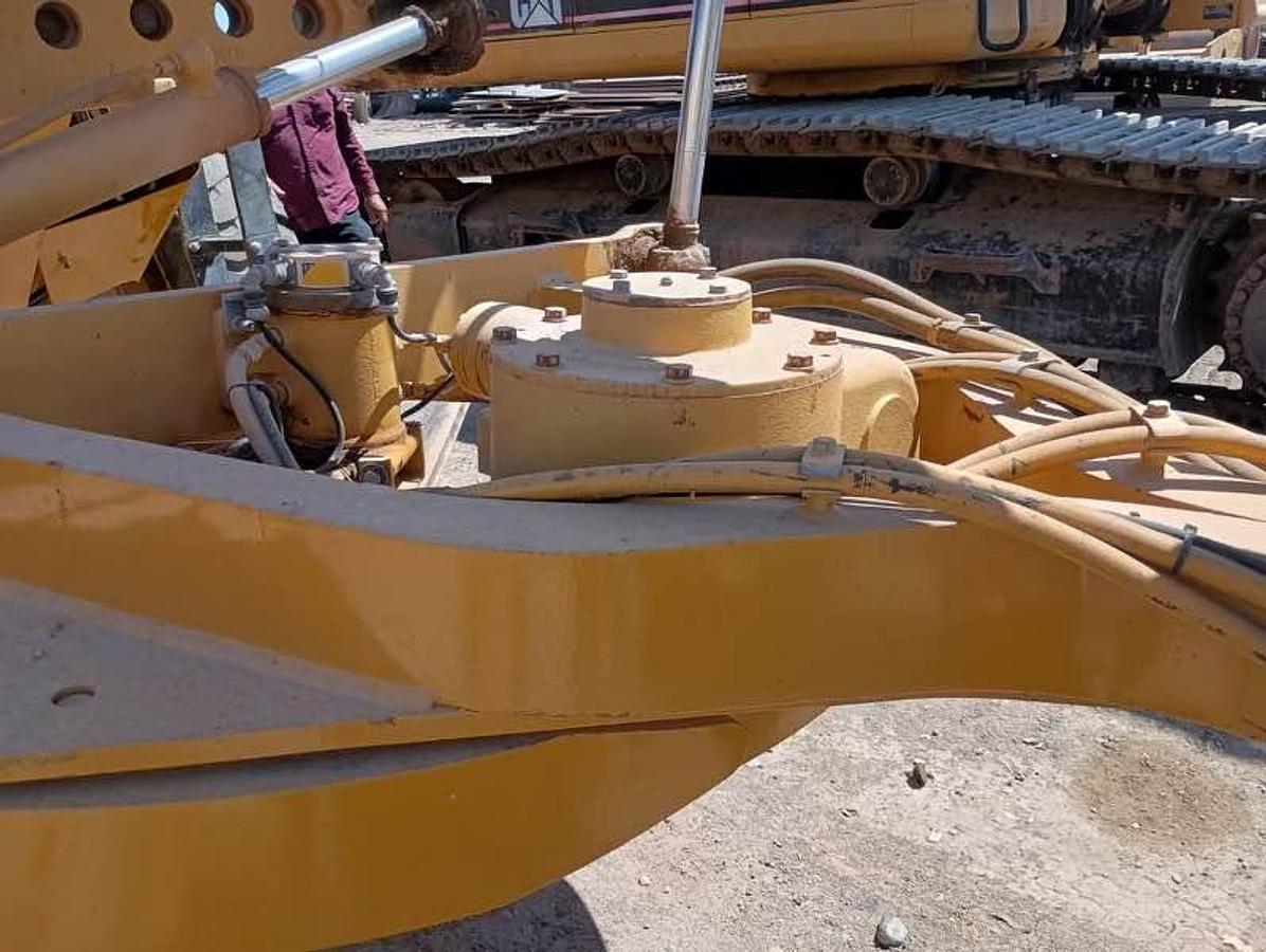 Used 2001 Cat 140H Motor Grader