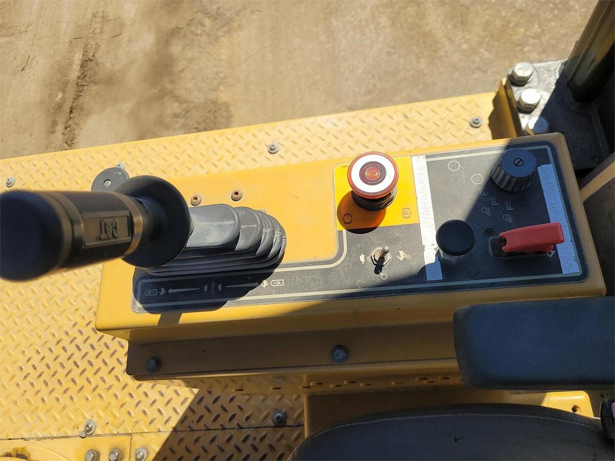Used 2012 CATERPILLAR PS-150C