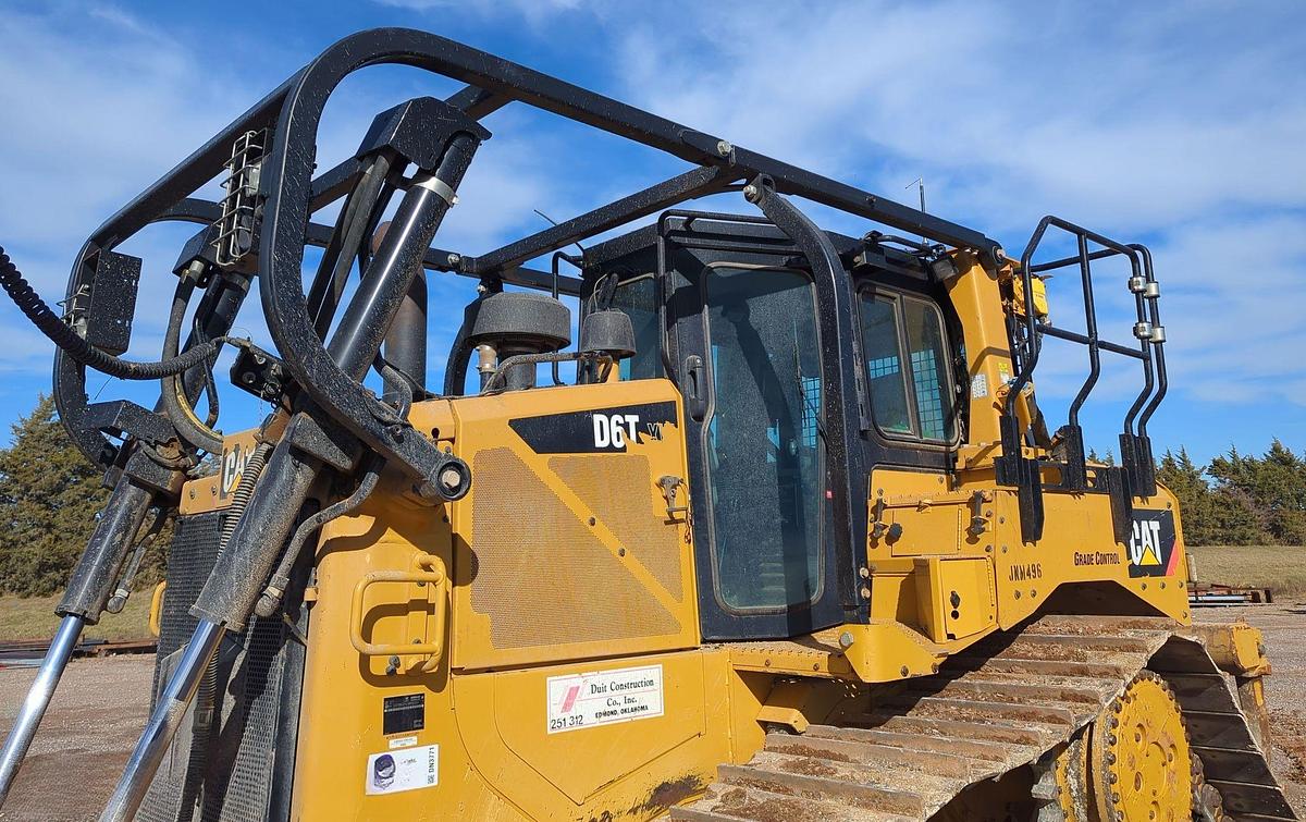 Used 2018 Caterpillar D6T XW Dozer