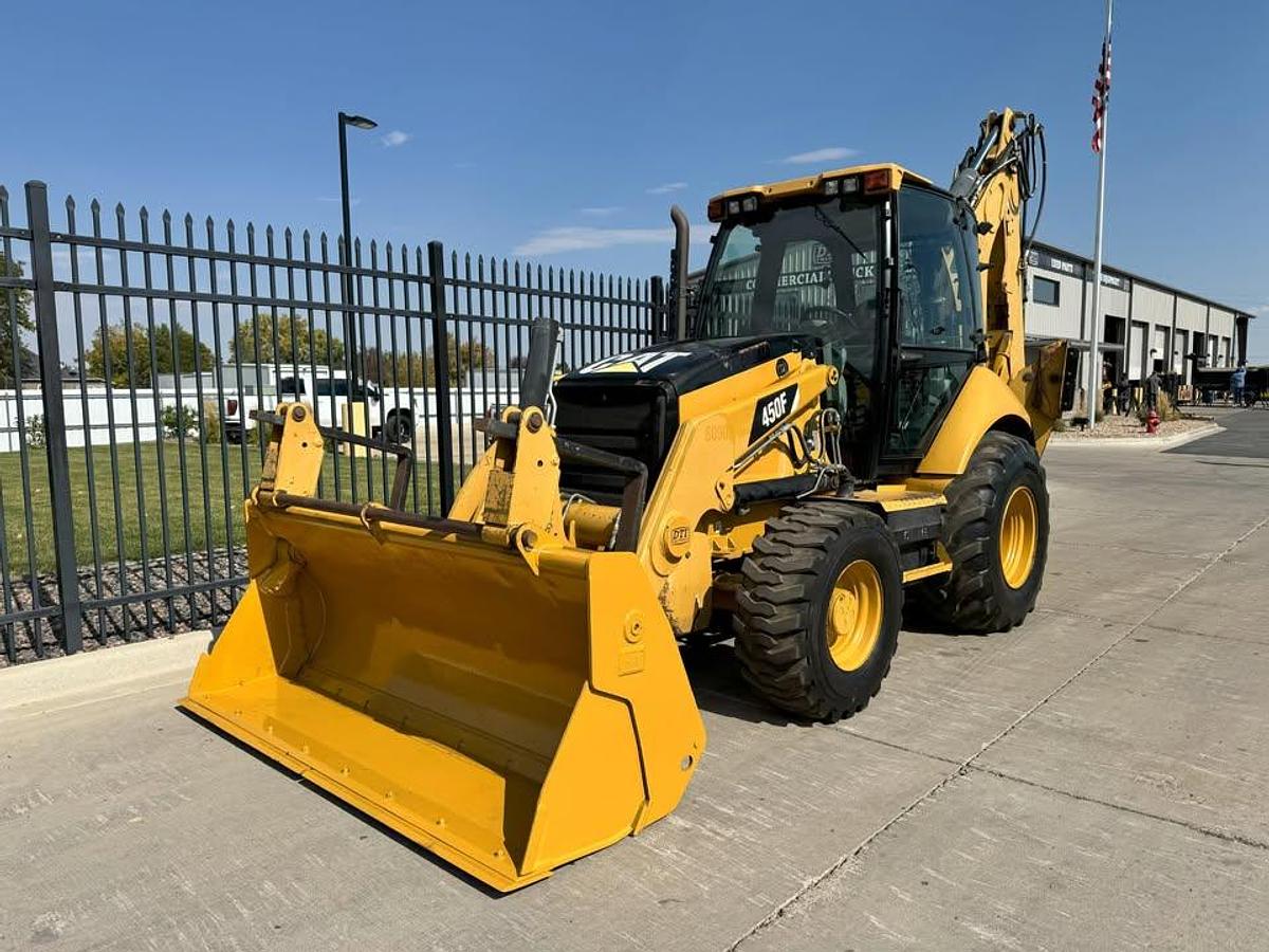 Used 2013 Caterpillar 450F