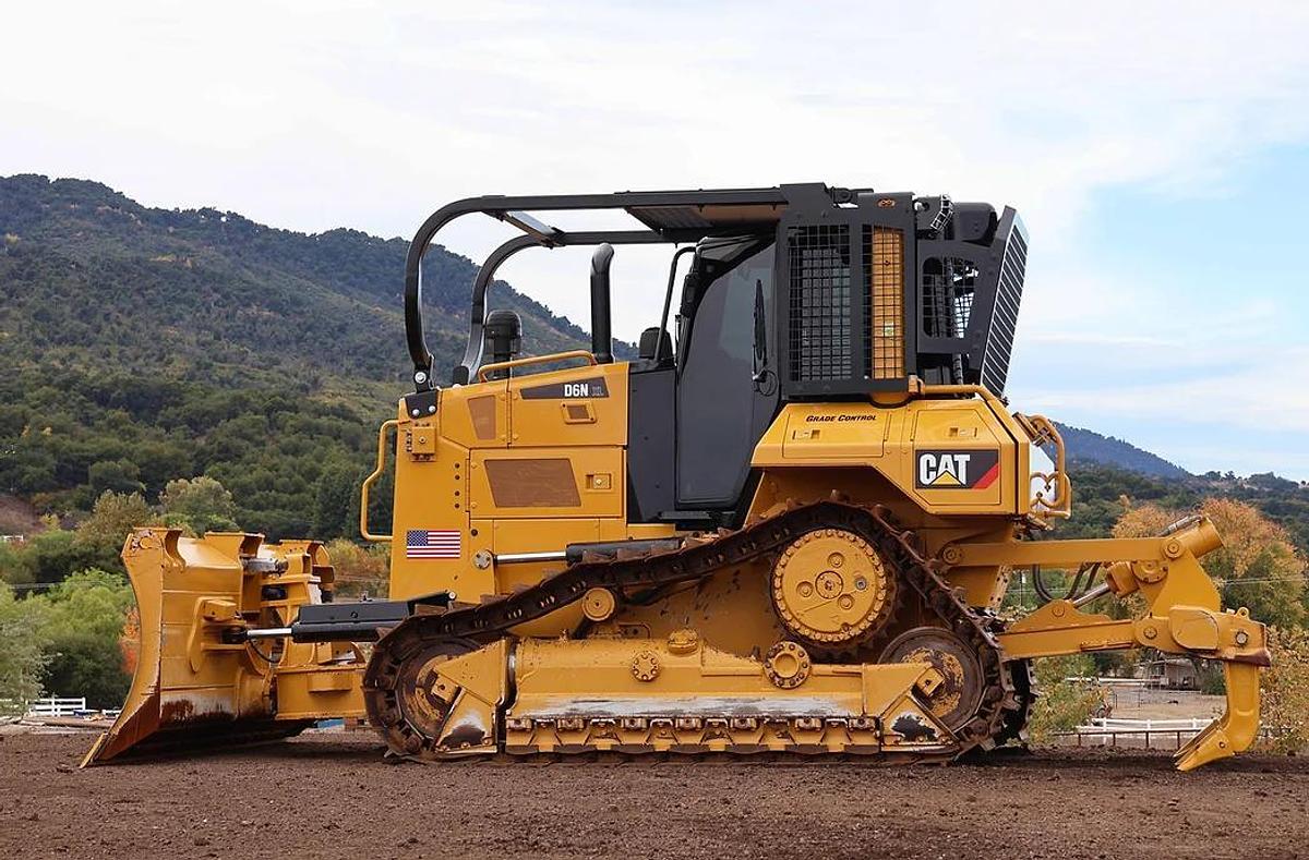 Used 2018 CAT D6N XL
