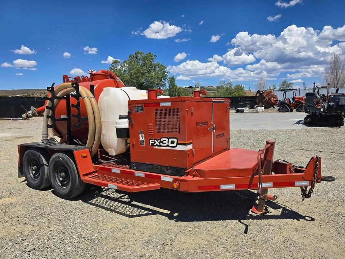 Used 2009 Ditch Witch FX30 500 Gallon Diesel Vacuum Trailer