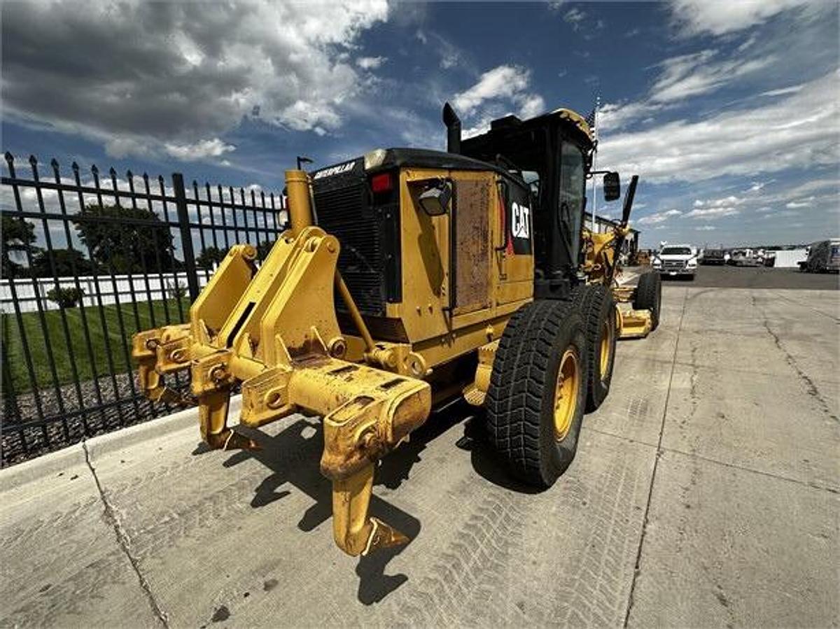 Used 2008 Caterpillar 140M