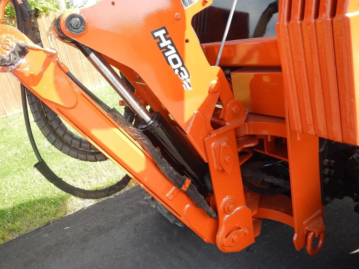 Used 2011 Ditch Witch RT115 Quad