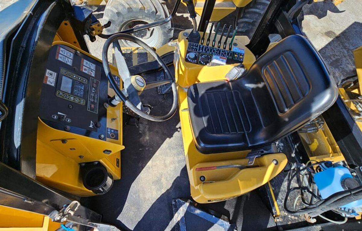 Used 2016 Vermeer RTX1250