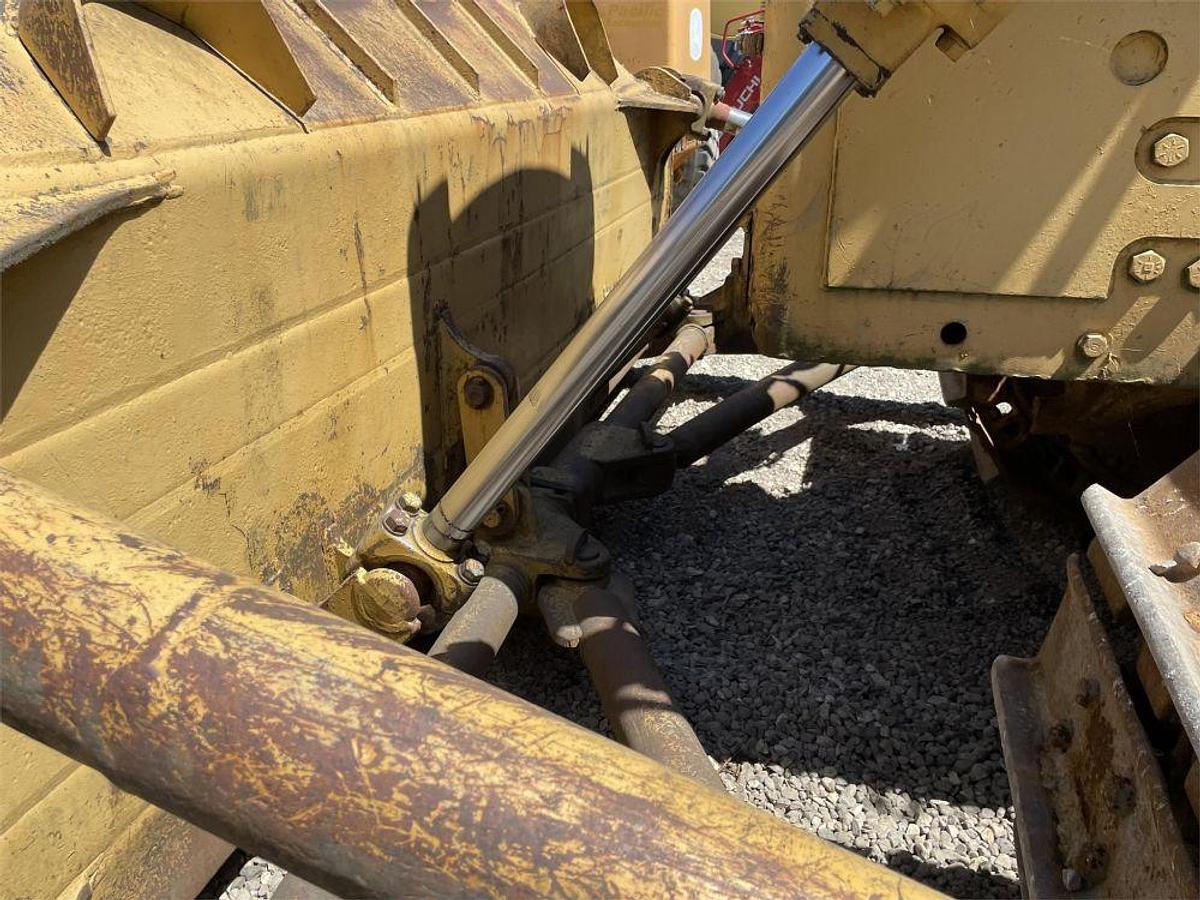 Used 1975 CATERPILLAR D8K