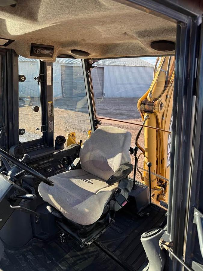 Used 2004 John Deere 310G