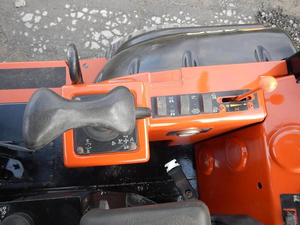 Used 2015 DITCH WITCH RT120 QUAD