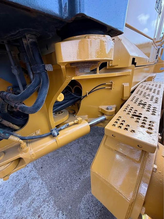 Used 2014 John Deere 772G