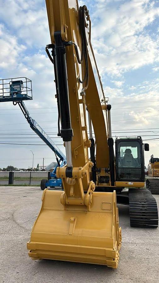 Used 2008 Caterpillar 325D