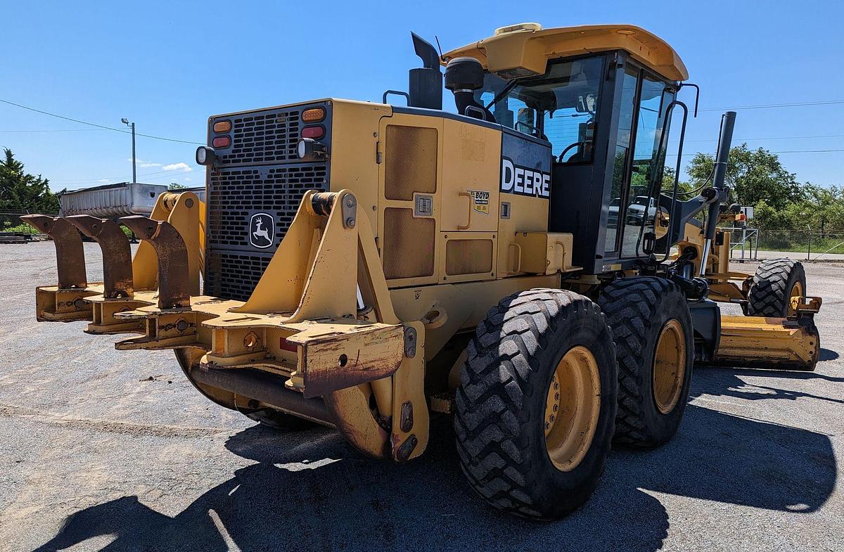 Used 2008 John Deere 772D