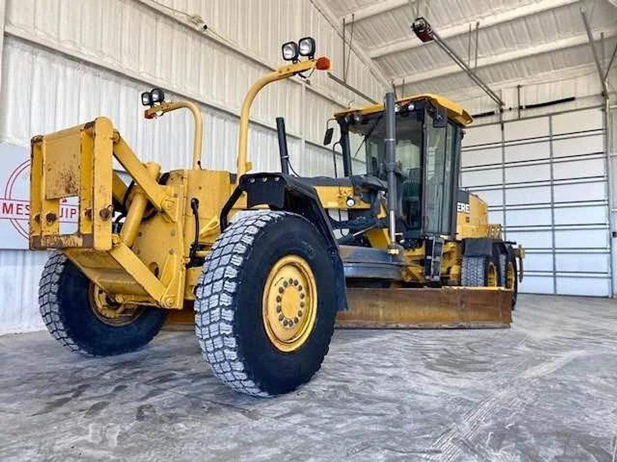 Used 2007 Deere 772D Grader AWD with Ripper