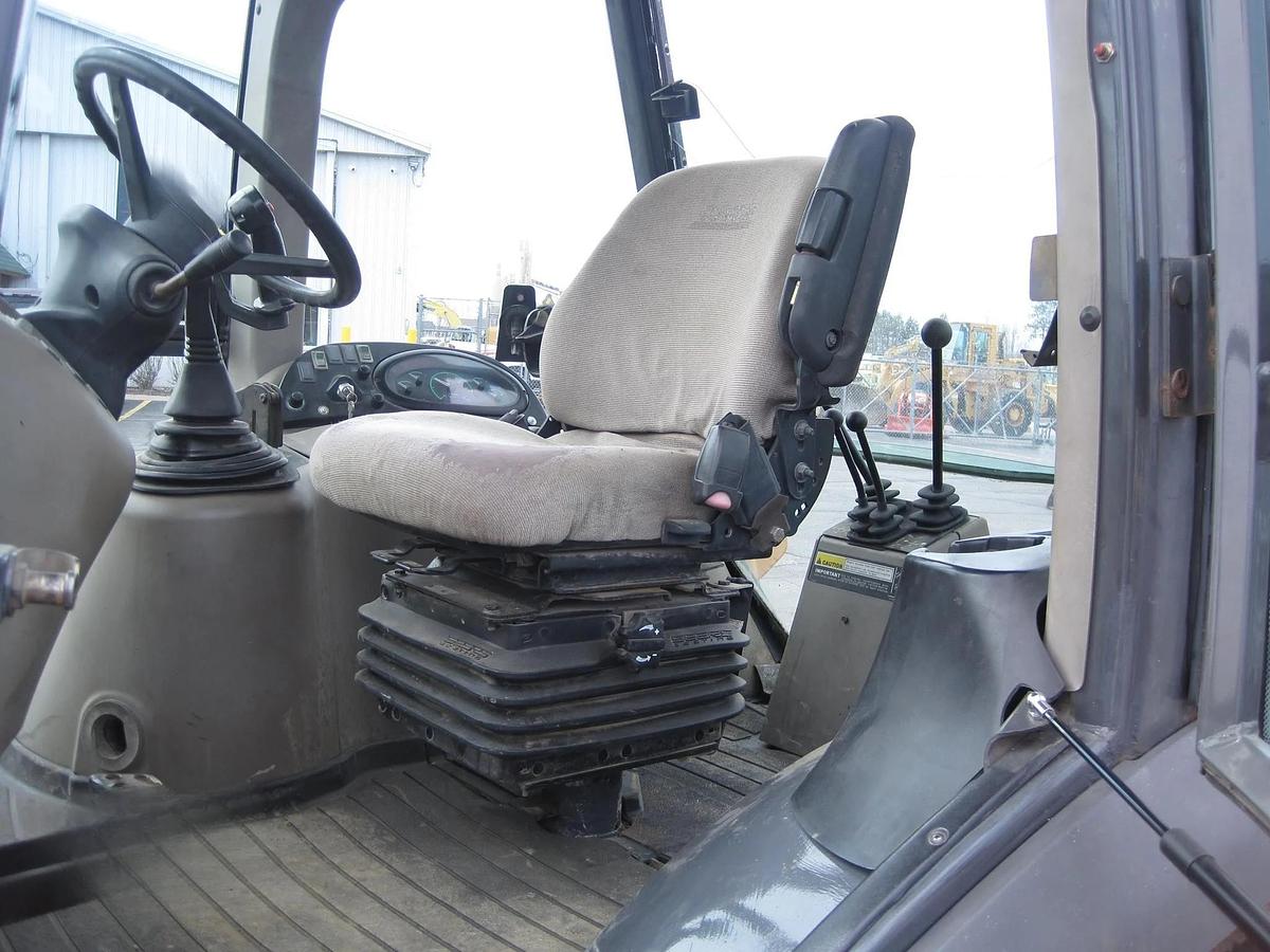 Used 2007 CASE 580M II