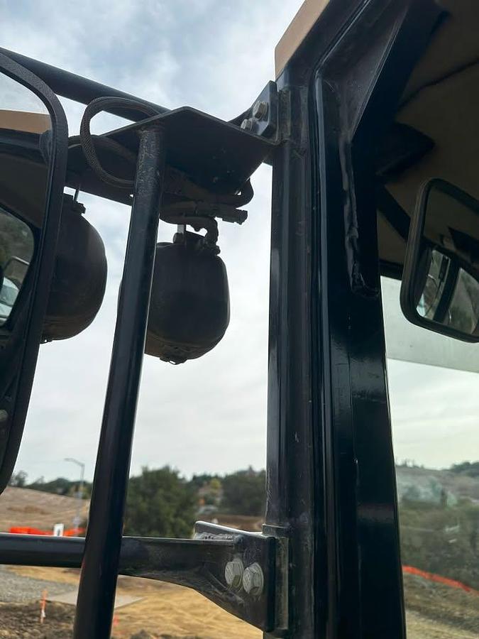 Used 2012 Caterpillar 815f2