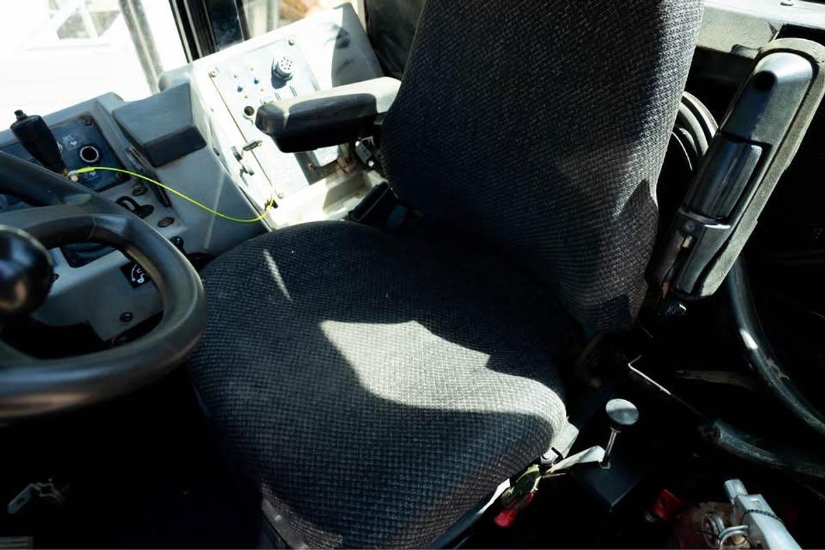Used 2014 Caterpillar 815F Soil Compactor