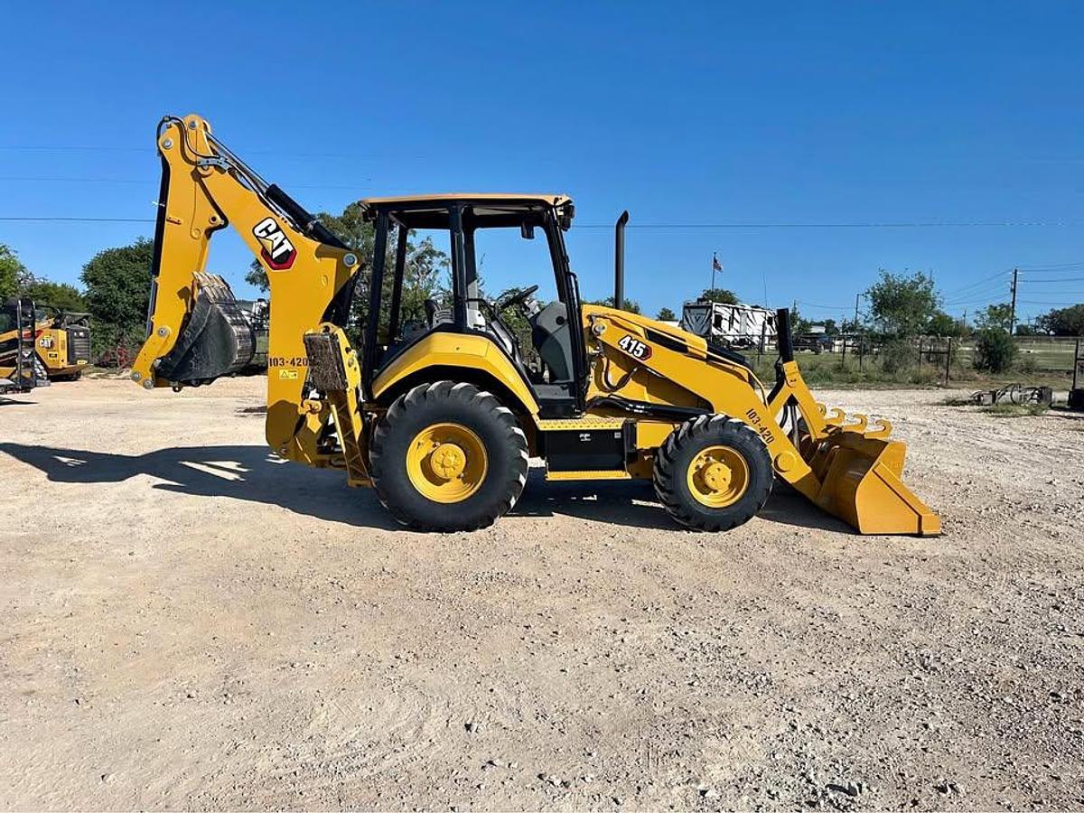 Used 2022 Caterpillar 415