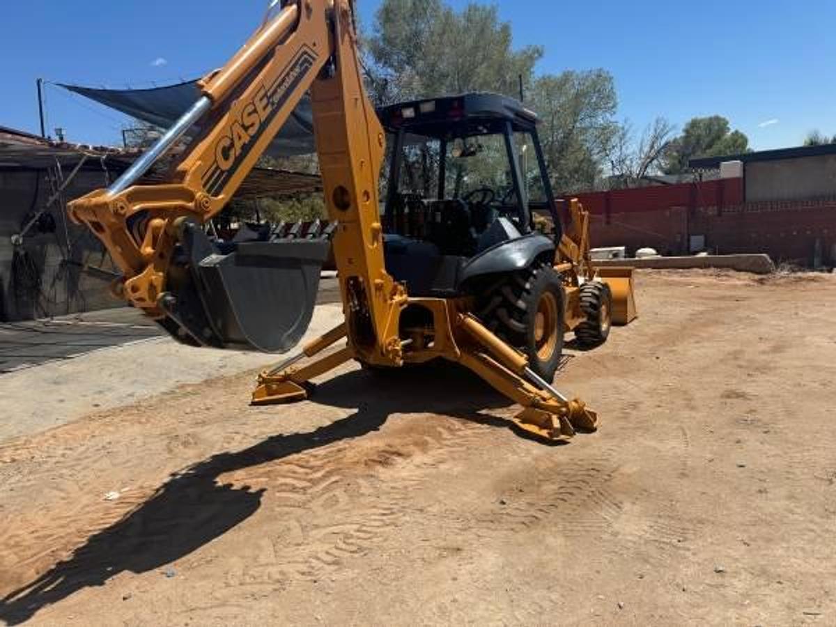 Used 2000 CASE 580 SL
