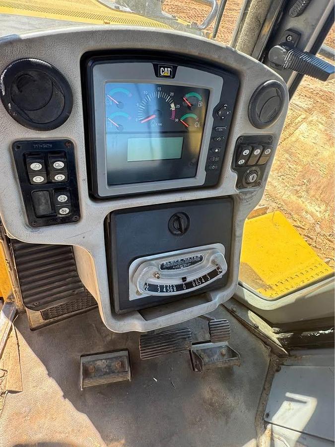Used 2012 Cat D6T
