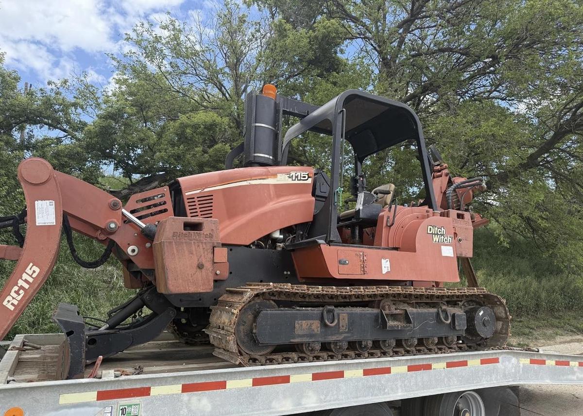 Used 2005 Ditch Witch HT115