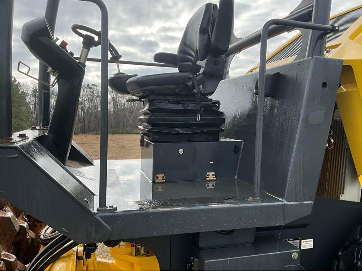 Used 2018 Bomag 211D-5