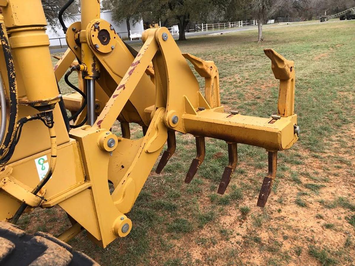 Used 1999 Caterpillar 140H VHP