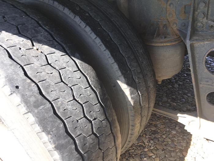 Used 2002 DAF 95.430 XF 6x2 EURO 3 MANUAL