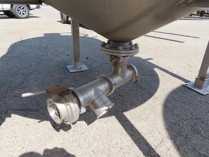 Used 1200 Gallon Tank