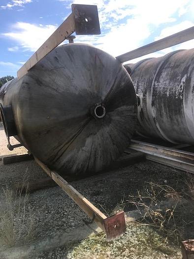 Used Used Kopetz Manufacturing approximately 4,000 gallon 316L stainless steel mix tank