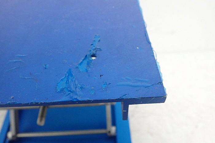 Used Fisher Scientific Lab Jack, 79lb capacity, 20cm x 20cm (8" x 8")