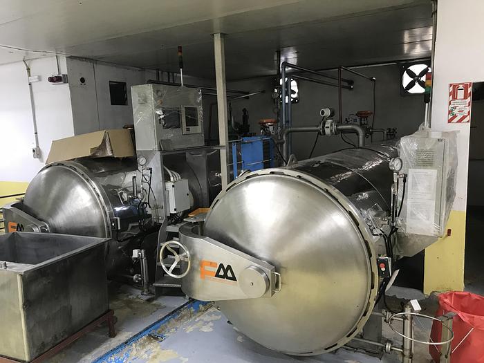 Used FOOD MACHINERY CO LTD 5 Basket RETORTS FM A11-05