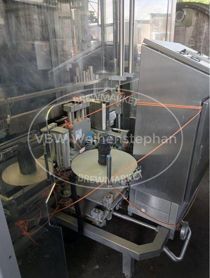 Used Filling, sealing and labelling machine for plastic buckets; manufactured between