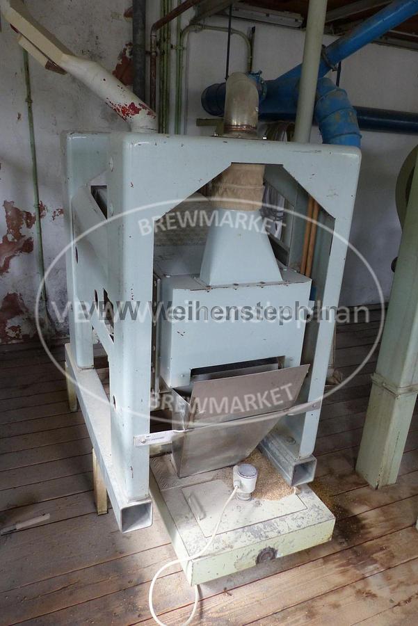 Used Stone extractor