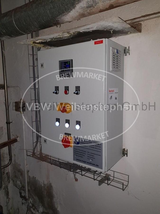 Used hot water tank